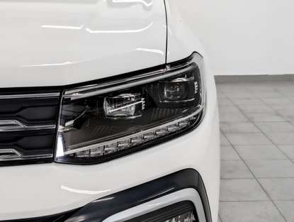 Фото Volkswagen T-Cross